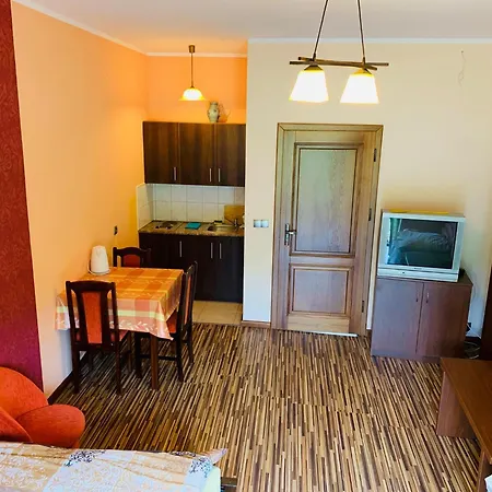 Jeziorna Przystan Aparthotel Kochowo